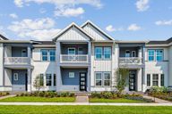 Seven Pines 24' Rear Entry Townhomes por David Weekley Homes en Jacksonville-St. Augustine Florida
