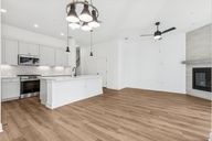 Village on Cooper Lane 22' por David Weekley Homes en Austin Texas