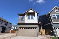 Double Creek Crossing – City Home Series por David Weekley Homes en Austin Texas