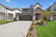 Solterra - Garden Series por David Weekley Homes en Dallas Texas