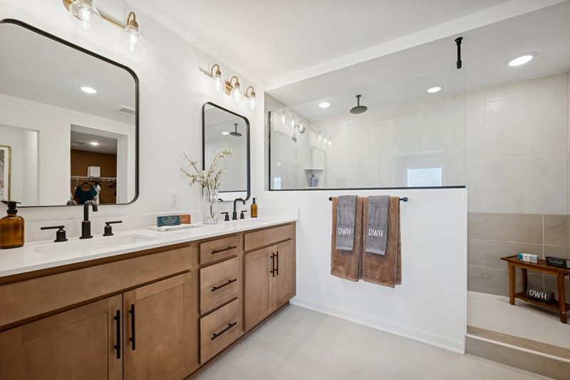 The Freedom - Owner's Bath