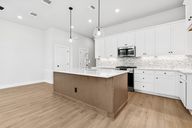 Double Creek Crossing – City Home Series por David Weekley Homes en Austin Texas