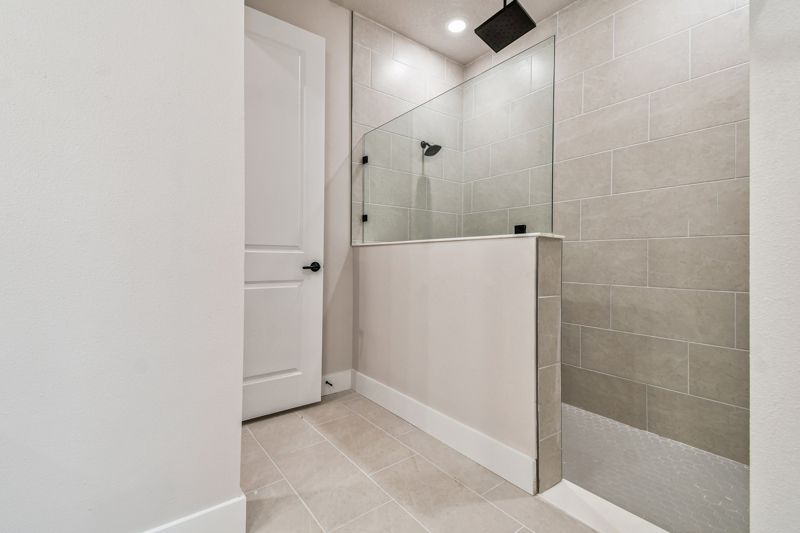 Owner's Bath