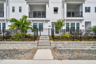 Rainwater - Emerald Landing at Waterside at Lakewood Ranch – City Homes: Sarasota, Florida - David Weekley Homes
