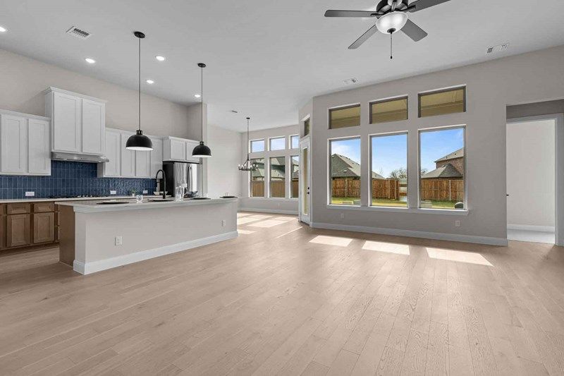 The Adia - Family Room