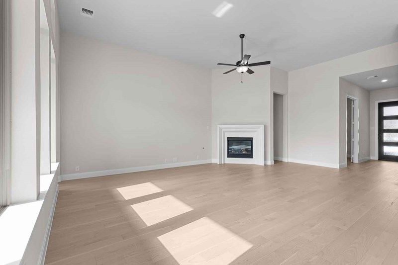 The Adia - Family Room