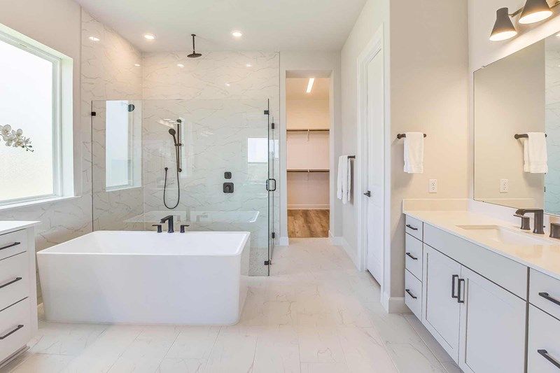 The Davies - Owner's Bath