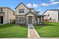 Karis - Village Series por David Weekley Homes en Fort Worth Texas