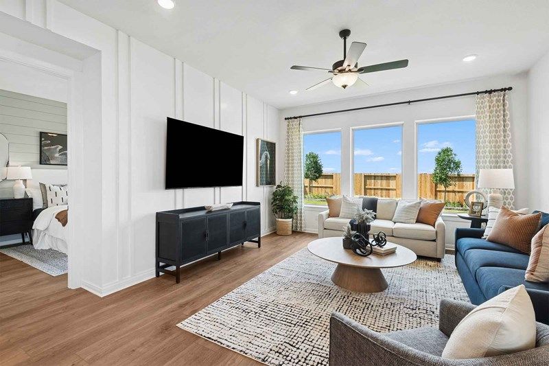 The Myrtle - Family Room