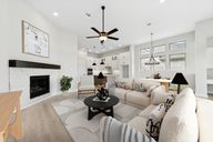 Painted Tree - Classic Series por David Weekley Homes en Dallas Texas