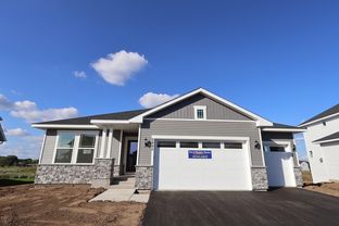 Mille Lacs - Summerland Place - The Tradition Collection: Shakopee, Minnesota - David Weekley Homes