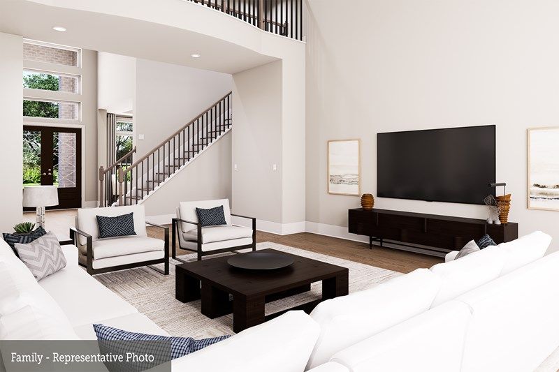 The Miranda - Family Room