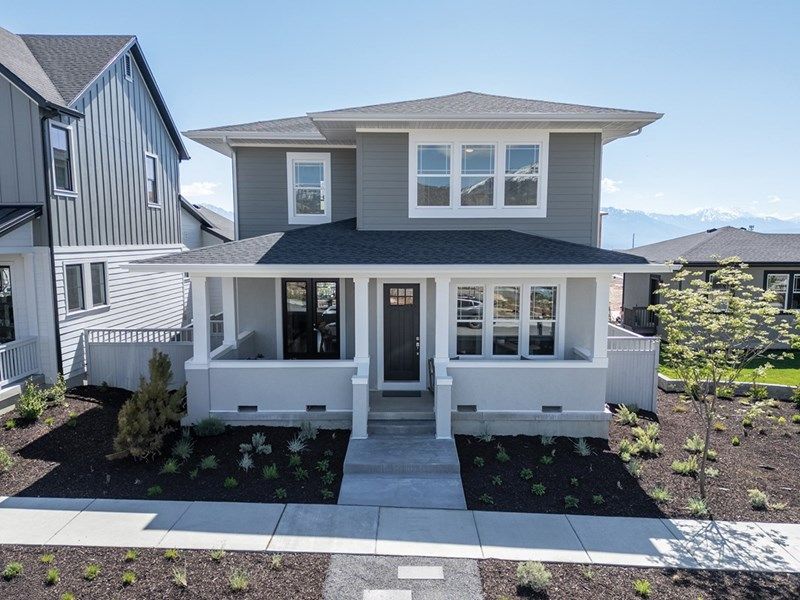 The Inglenook - Front Exterior