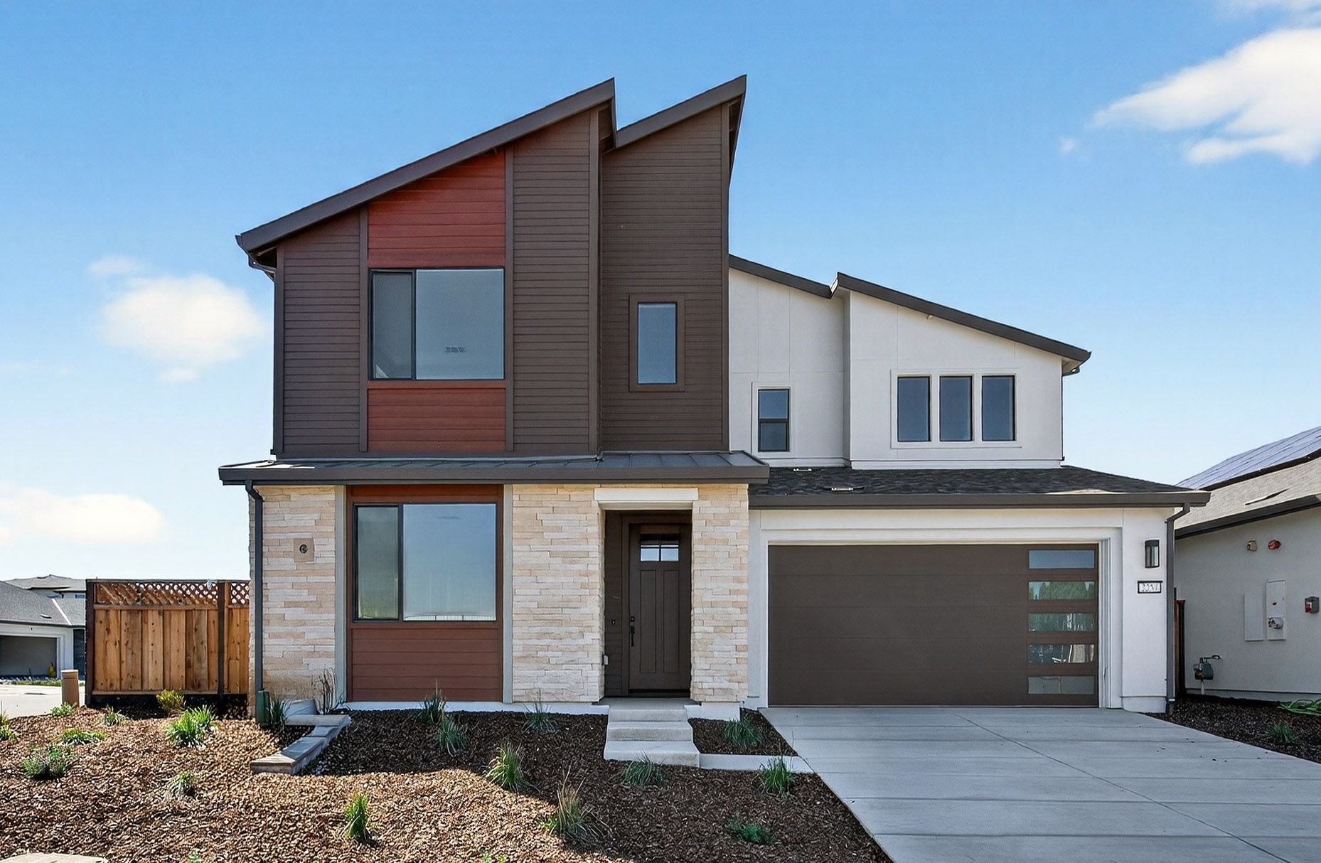 2250 Vandeleur Drive (Residence 2)