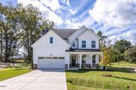 Wellers Knoll por Davidson Homes en Raleigh-Durham-Chapel Hill North Carolina