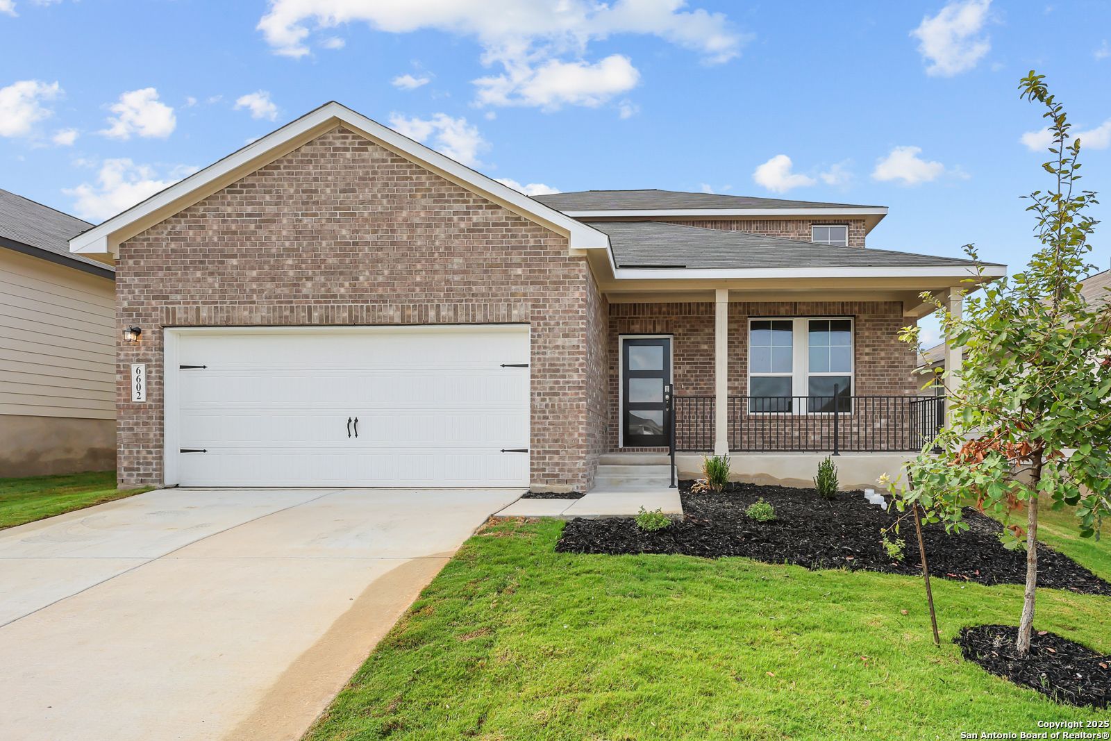 The Douglas G - Royal Crest: San Antonio, Texas - Davidson Homes