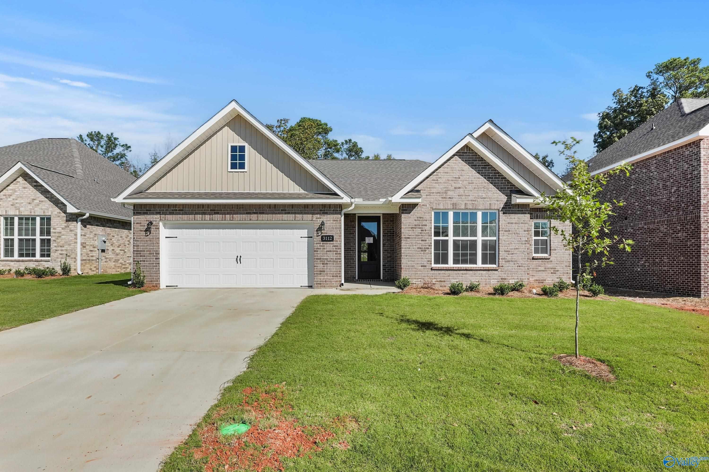 The Montgomery C - River Road Estates: Decatur, Alabama - Davidson Homes