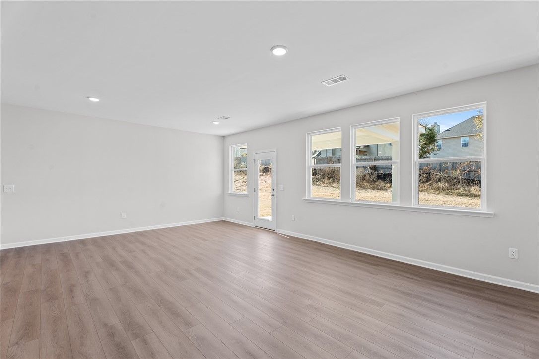 2978 EDITH ANN Lane (The Luna B)