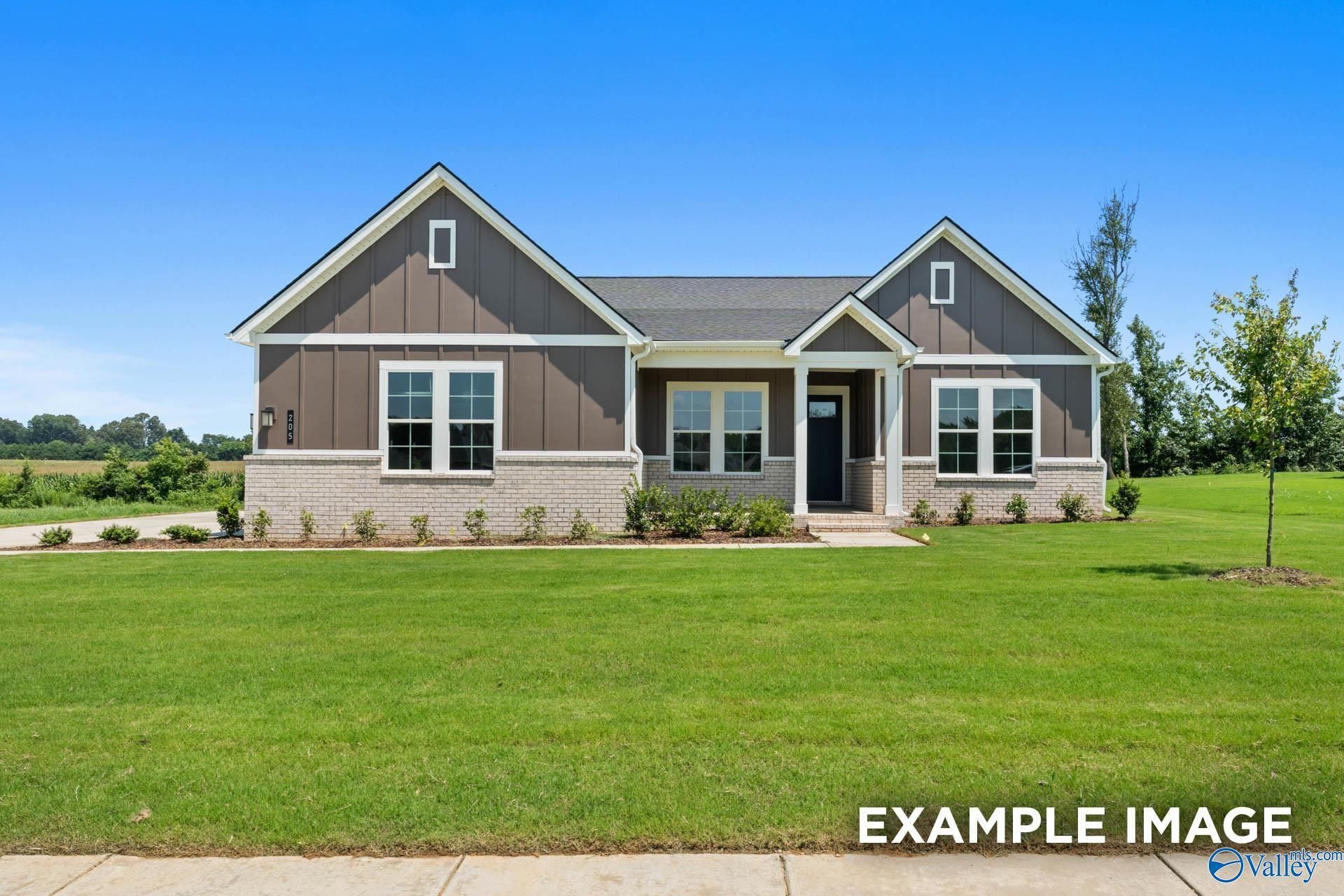 The Arcadia - The Meadows at Hampton Cove: Owens Cross Roads, Alabama - Evermore Homes