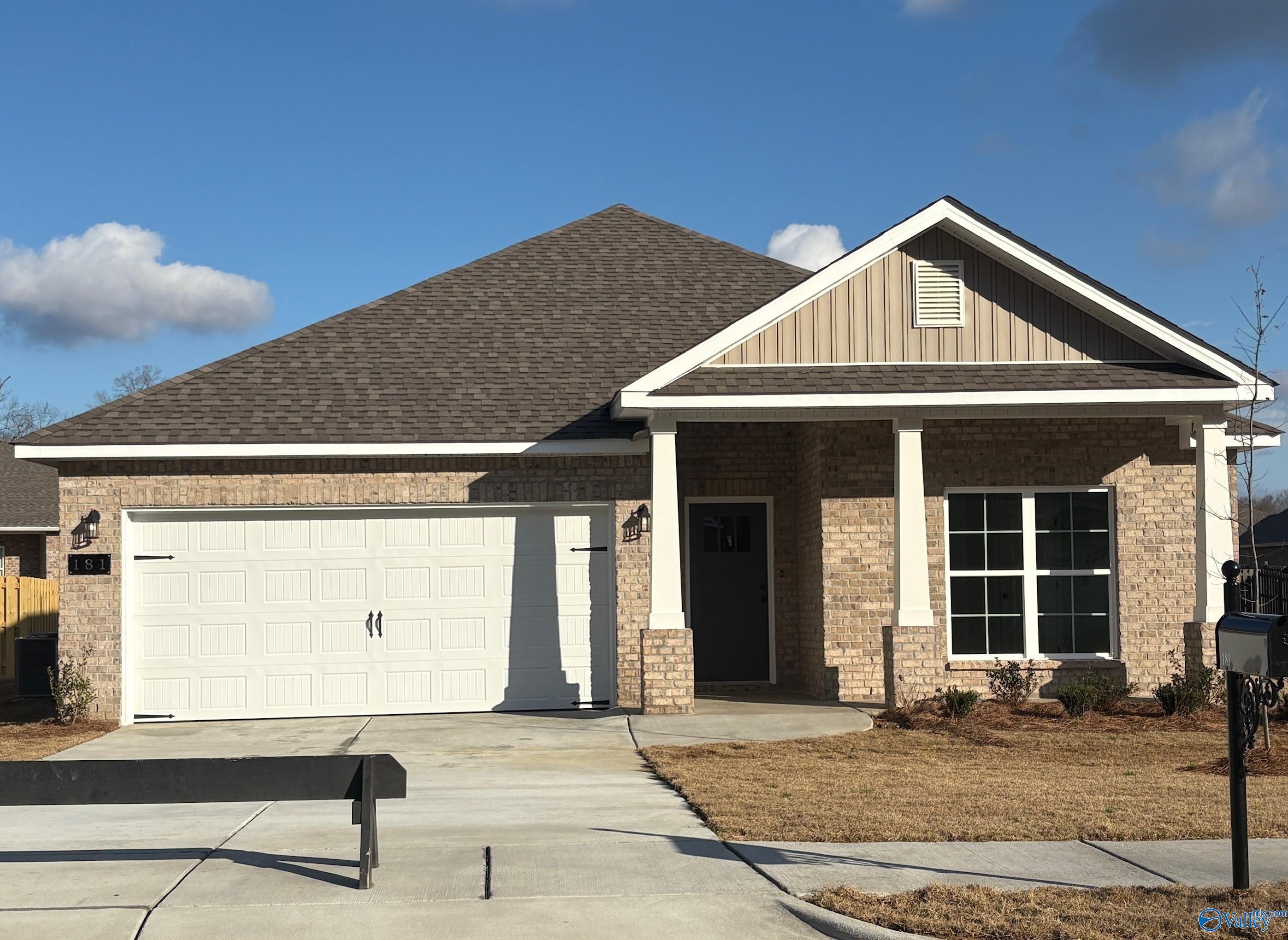 181 Gateway Trail (The Daphne D)