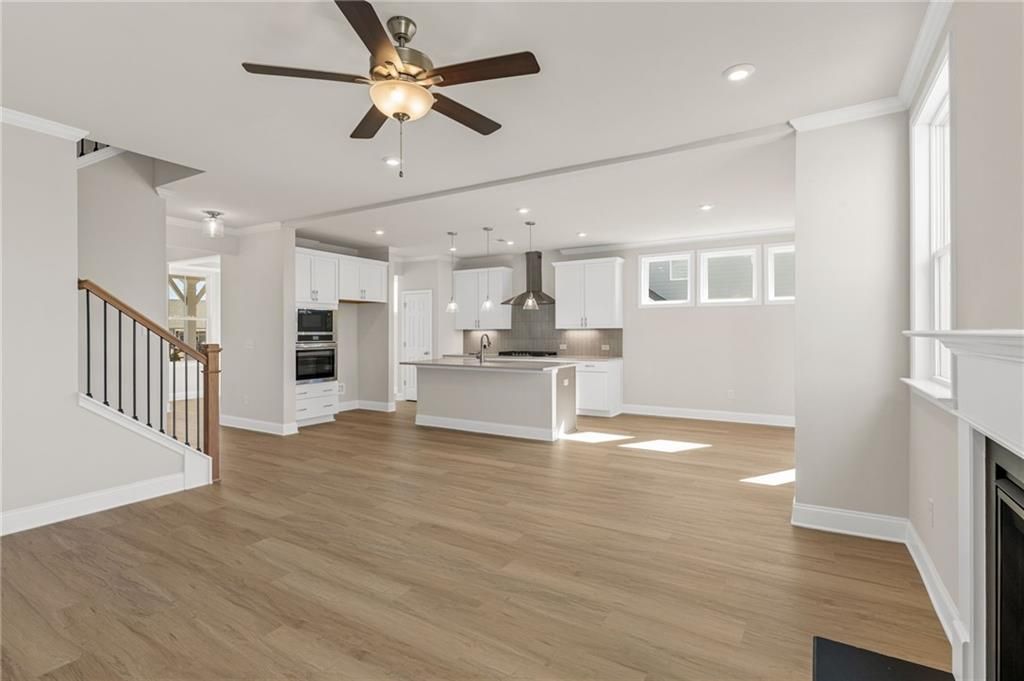 612 Grand Wehunt Drive (The Willow B- Unfinished Basem)