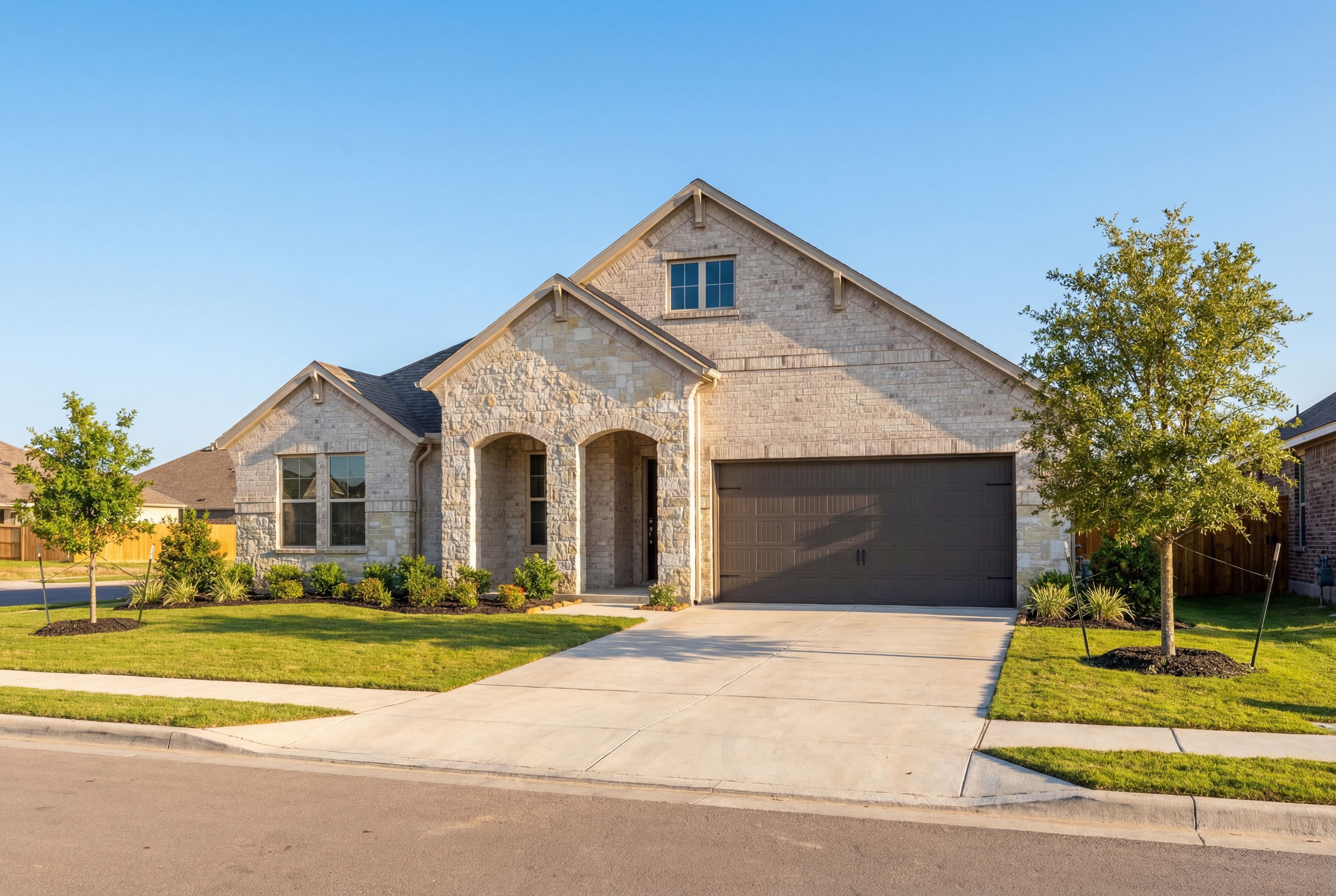 10006 Whitney Reach Drive. Rosharon, TX 77583