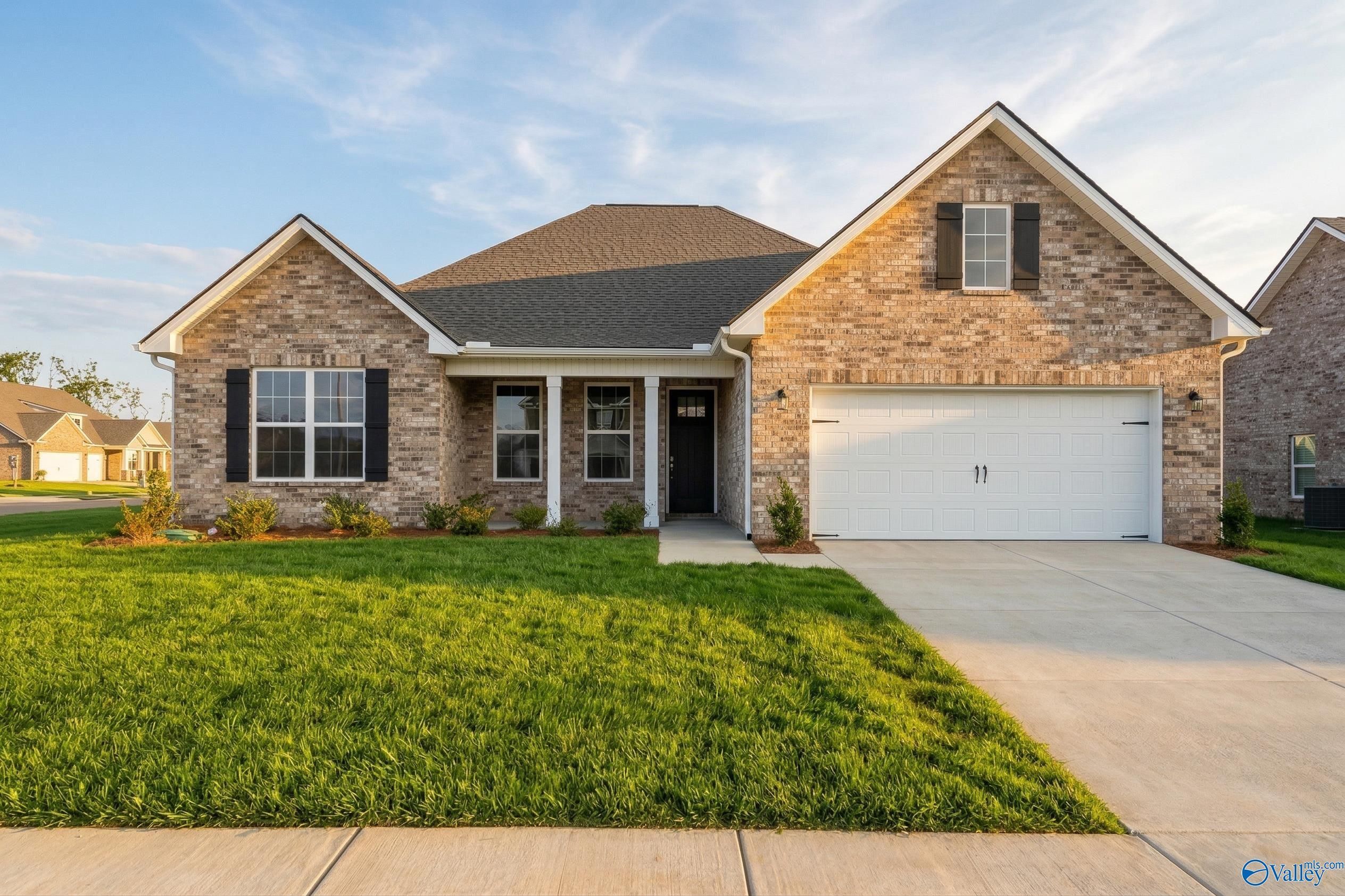 100 Lucy Lynn Boulevard (The Rockford)