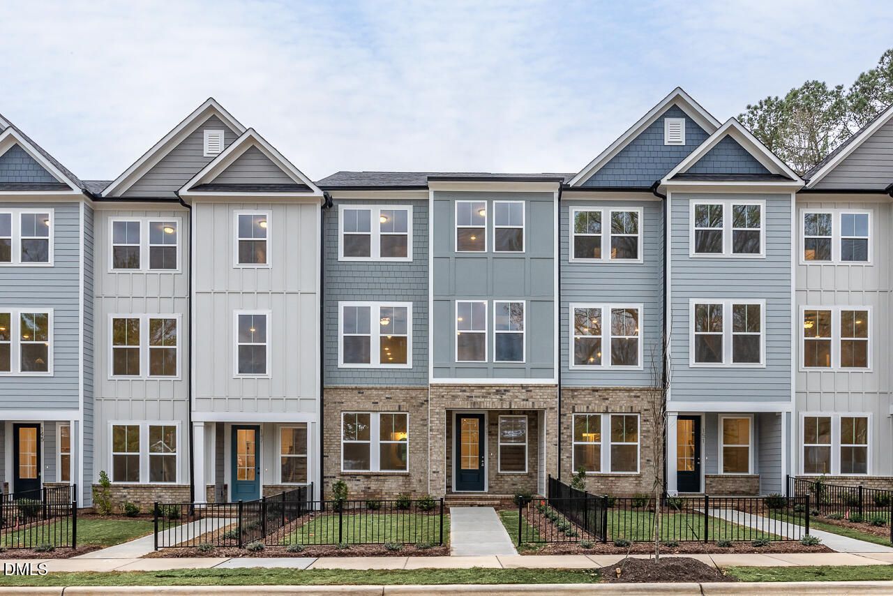 149 Broadway Street (The Avery Interior)