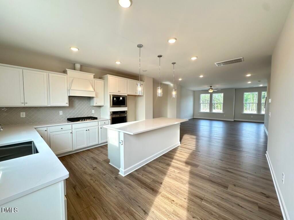 604 Thatch Lane (The Avery Interior)