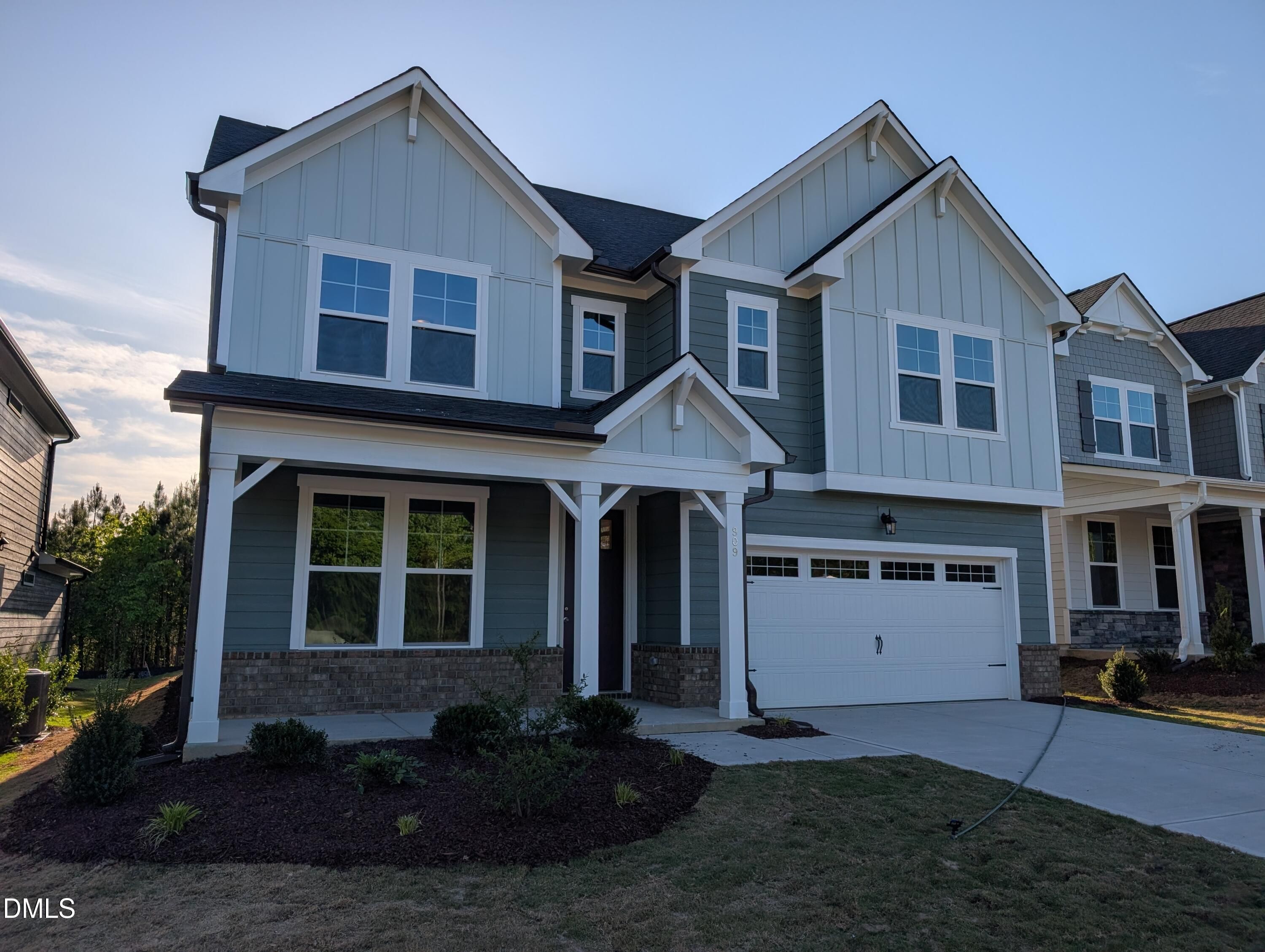 909 Diana Victoria Court (The Beech B)