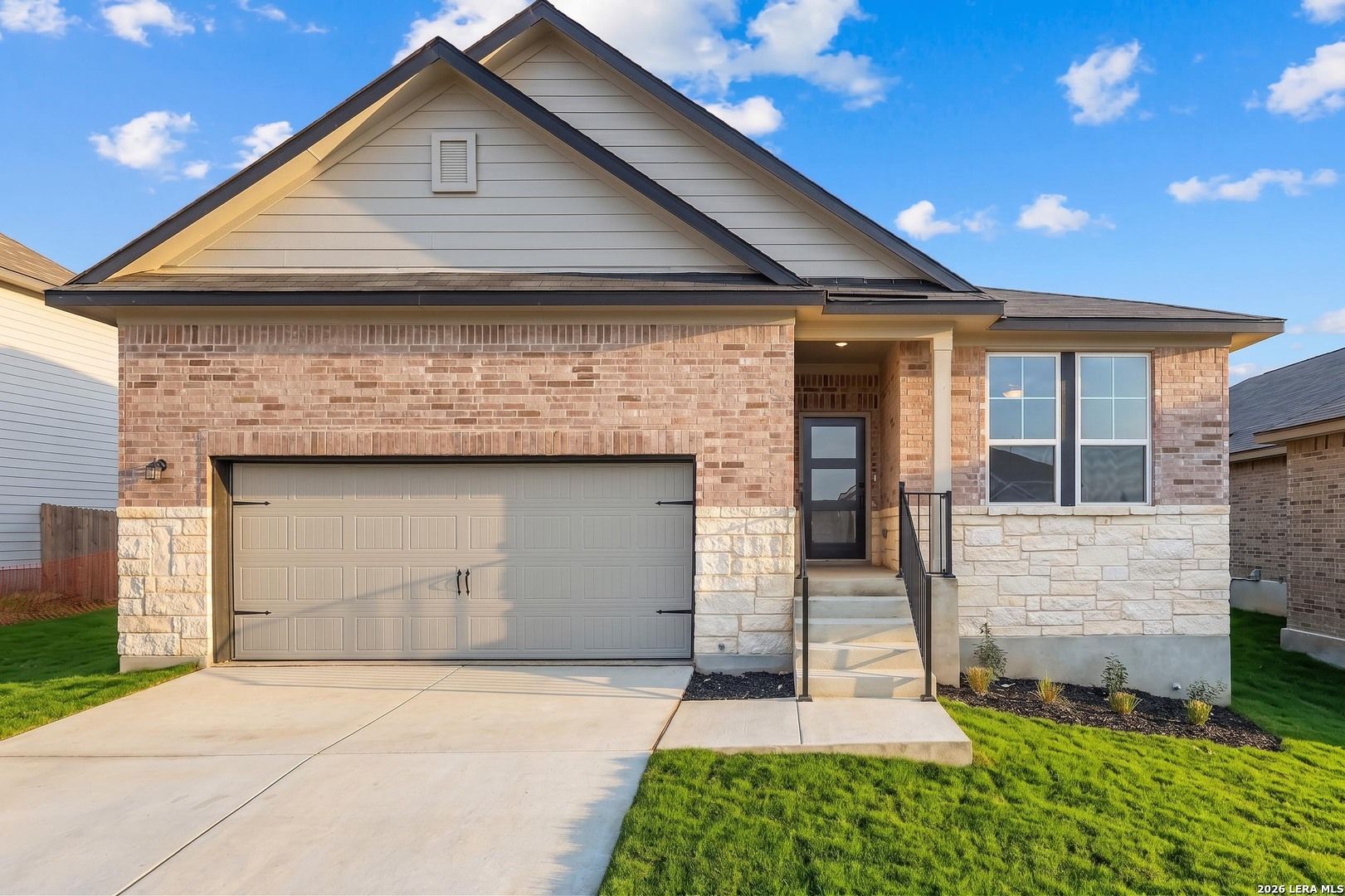 The Glenwood F - Royal Crest: San Antonio, Texas - Davidson Homes