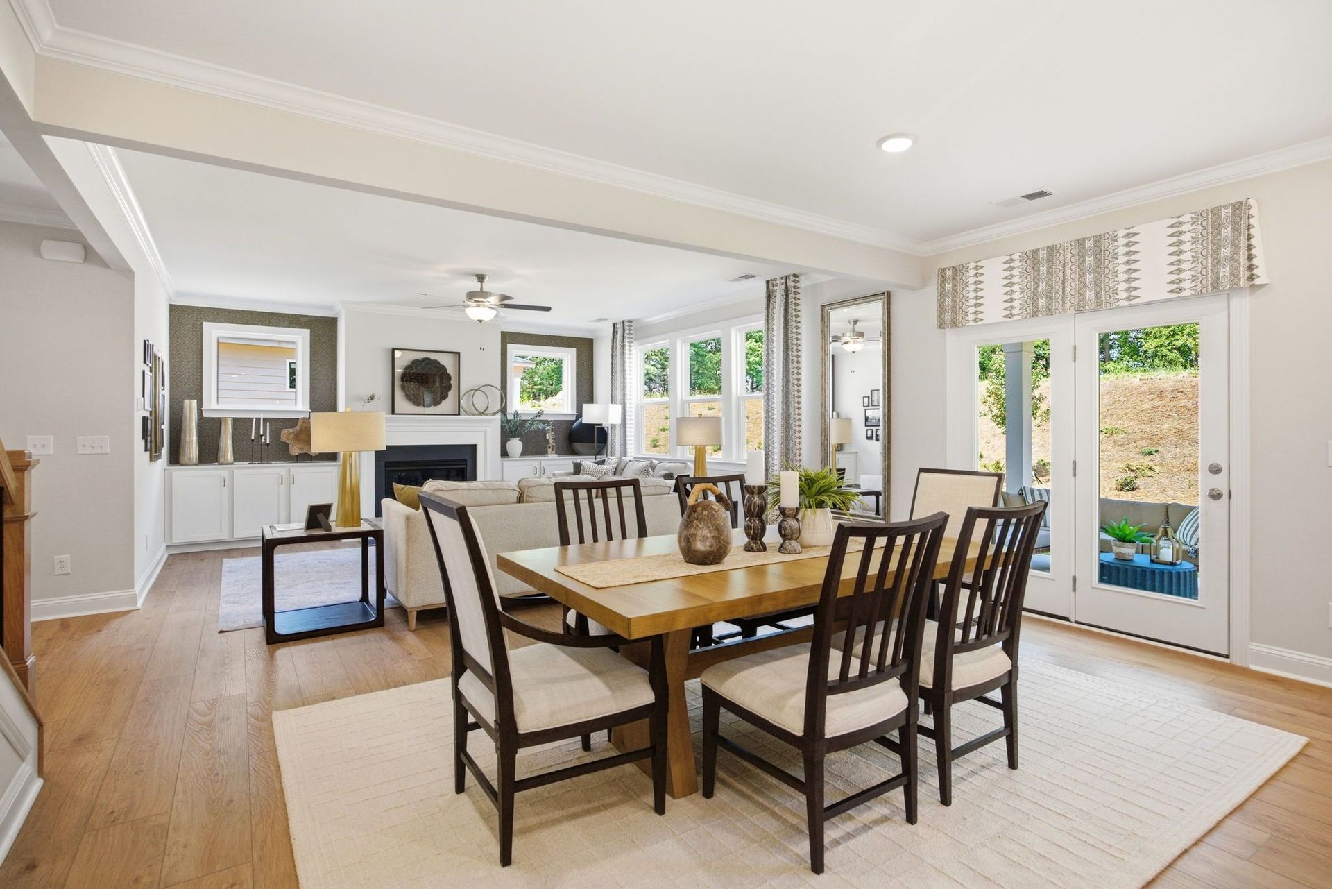 The Hickory II Breakfast Room