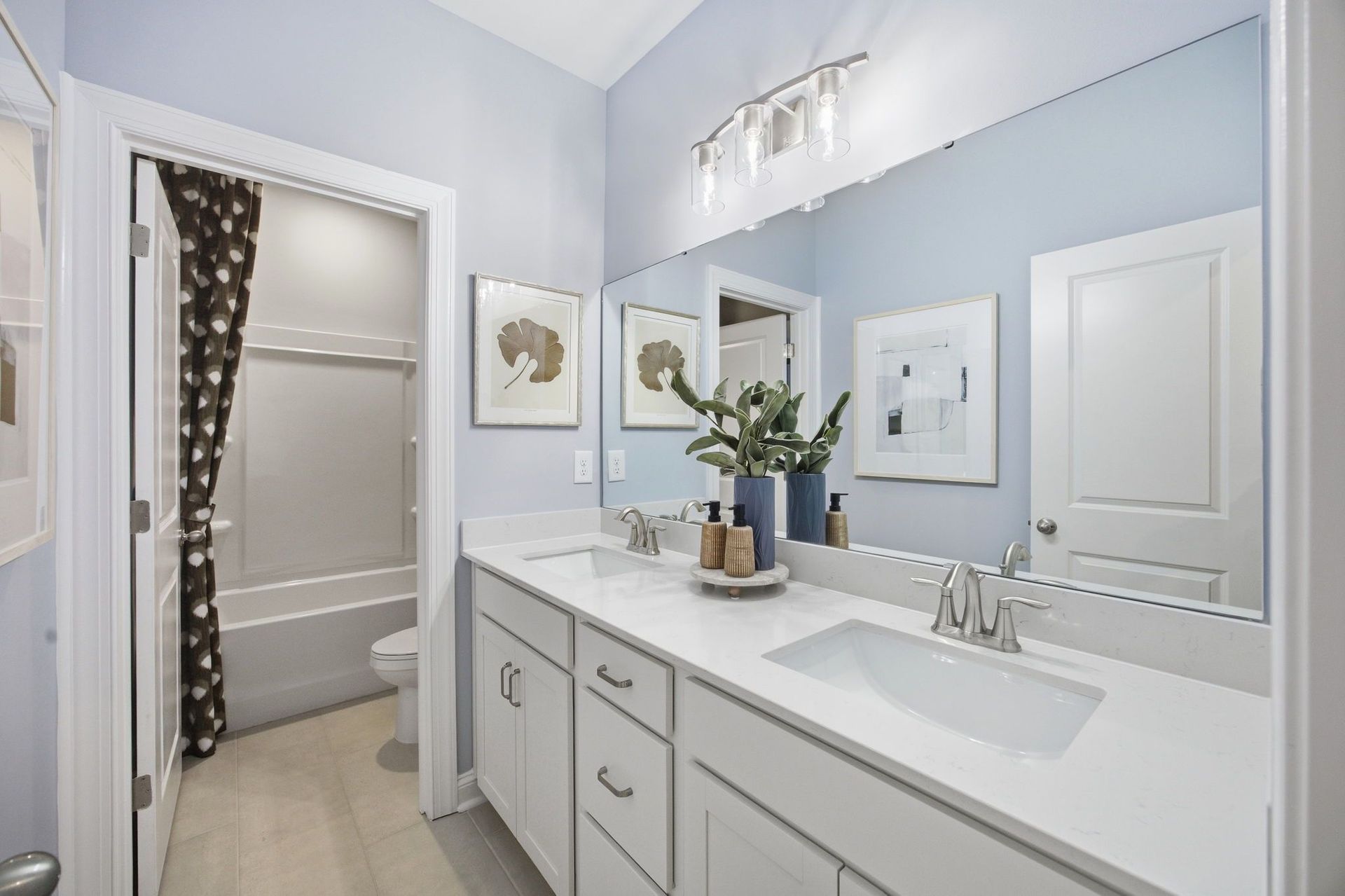 The Hickory II Hall Bath