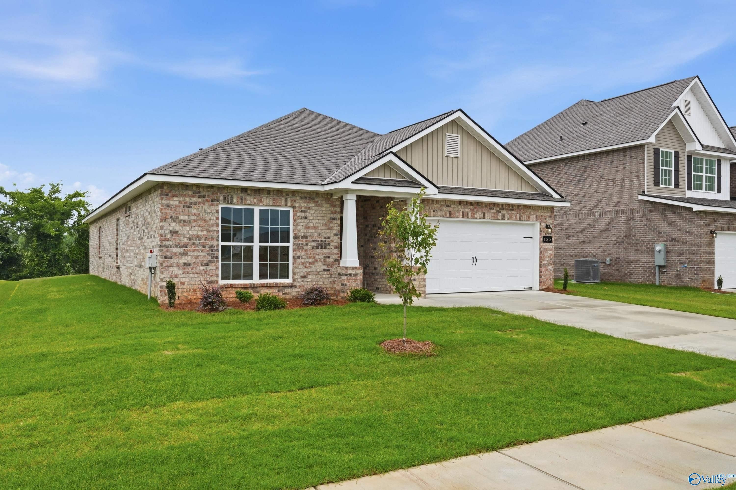 The Daphne C - Ivy Hills: Toney, Alabama - Davidson Homes