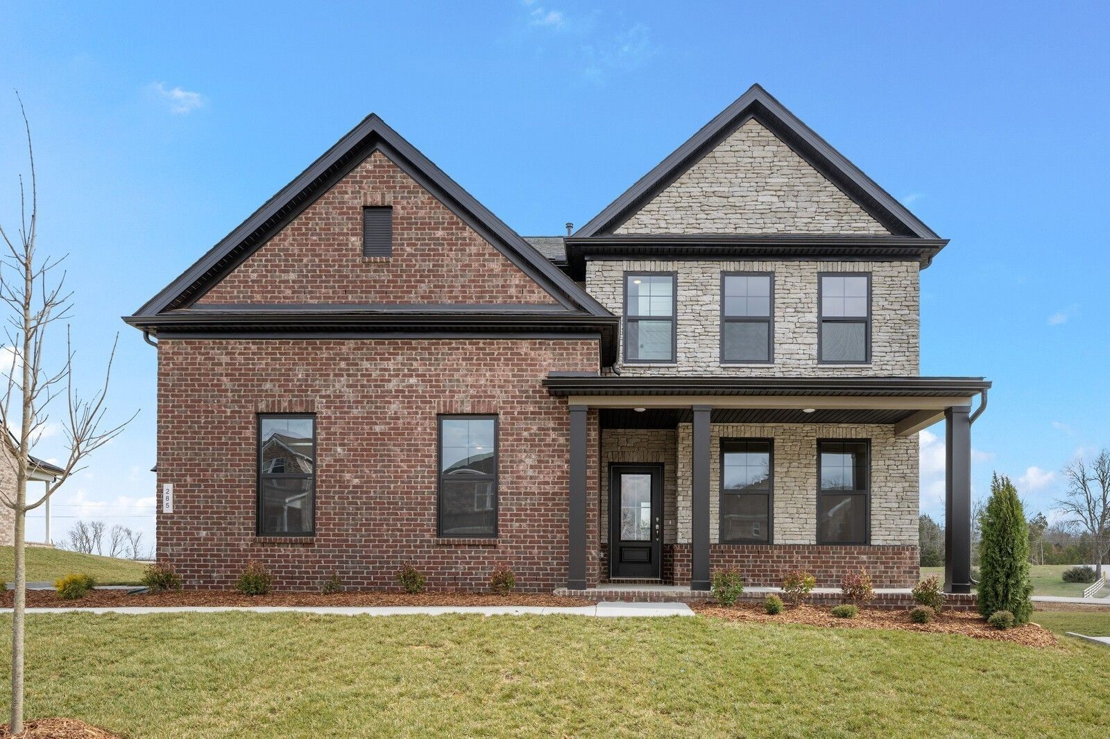 285 Johnnys Place (The Henry C)