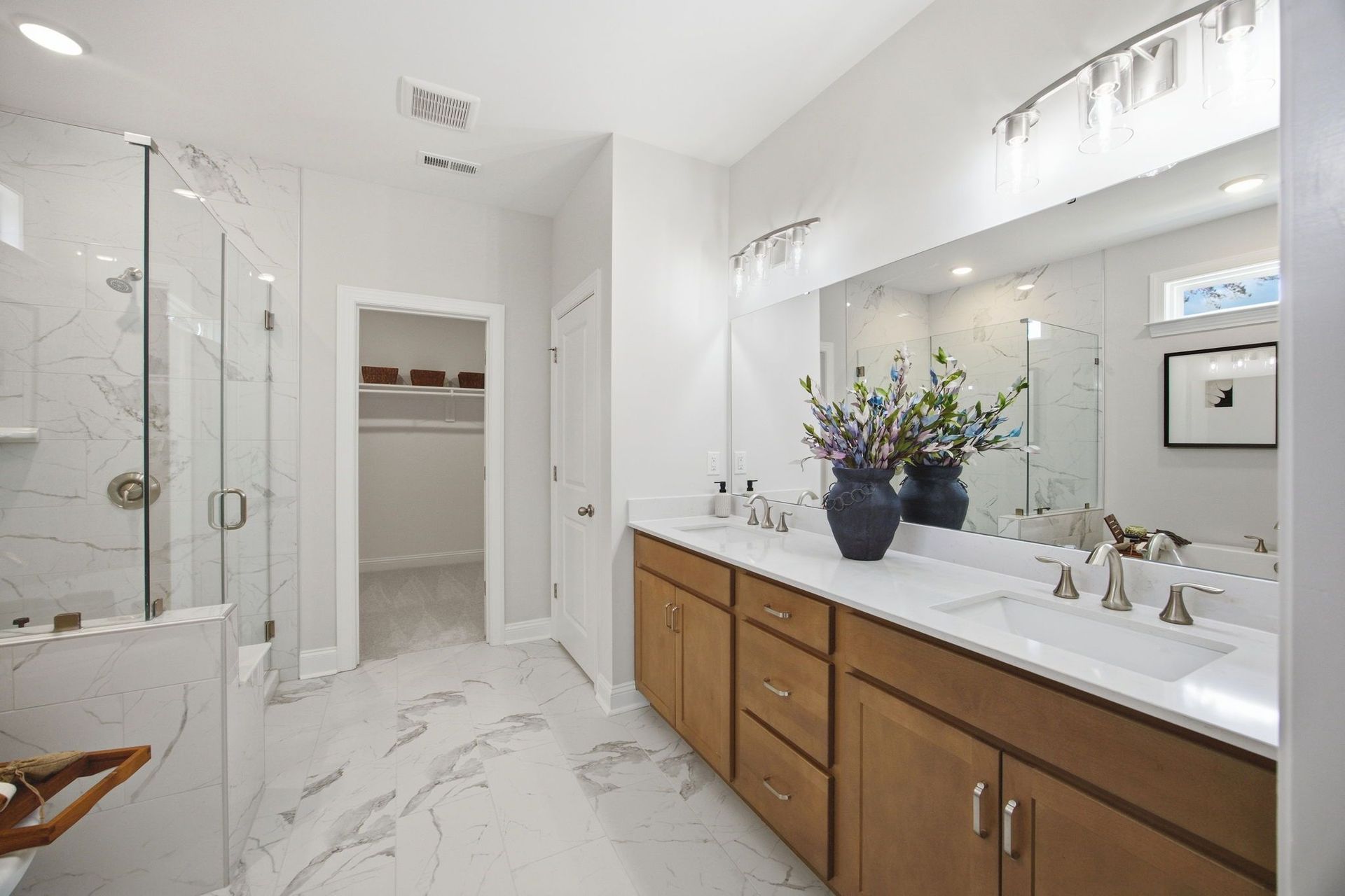 The Hickory II Primary Bathroom