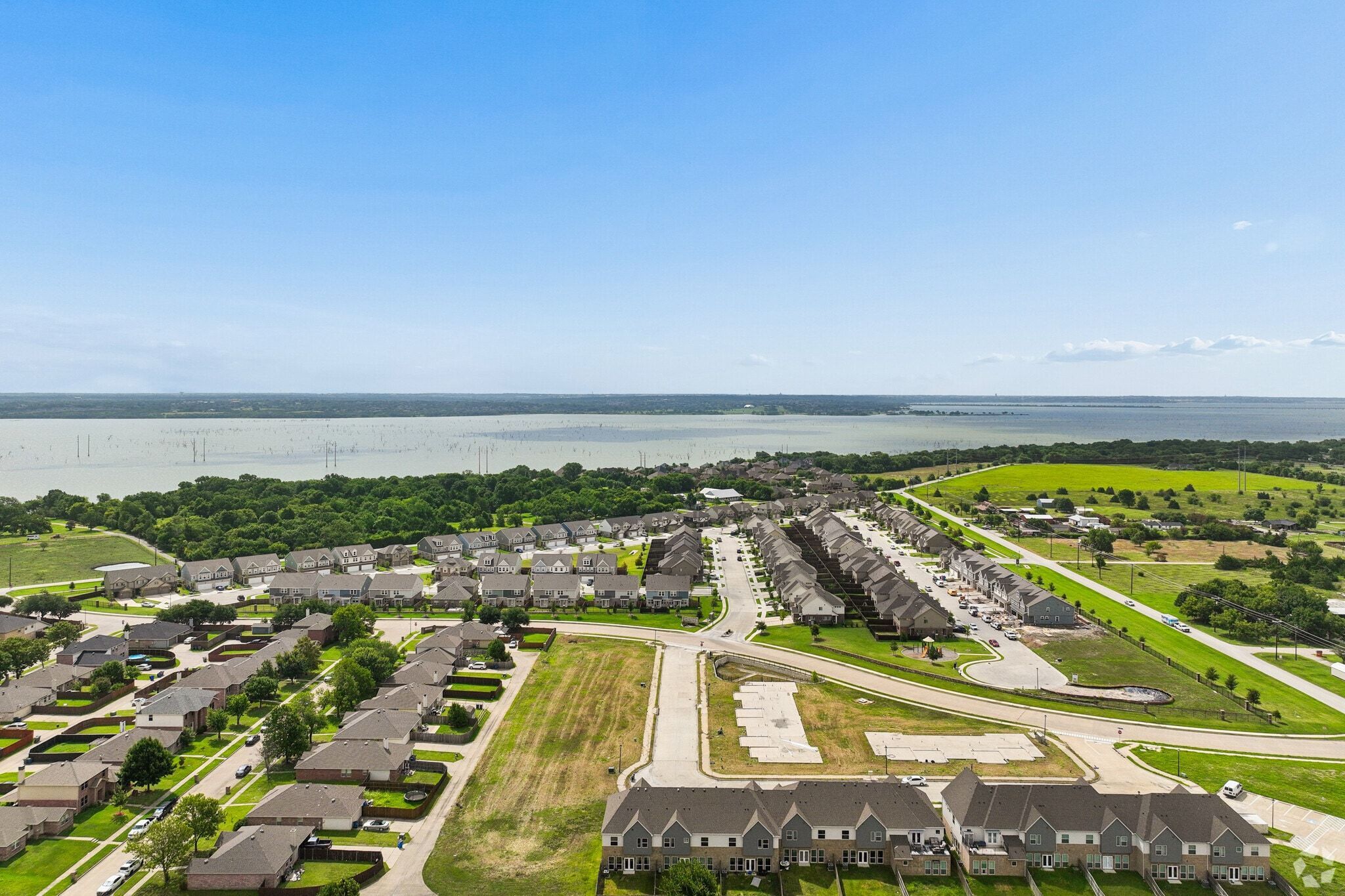 Townhomes near Lake Ray Hubbard