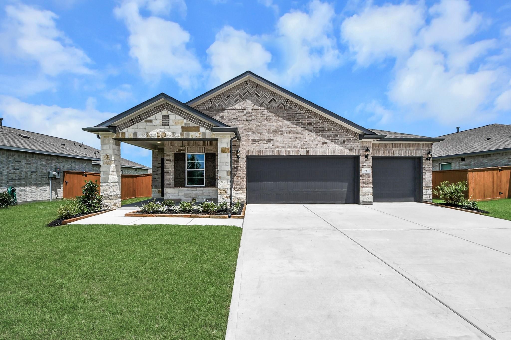The Riviera C,  3-Car Garage - River Ranch Meadows: Dayton, Texas - Davidson Homes
