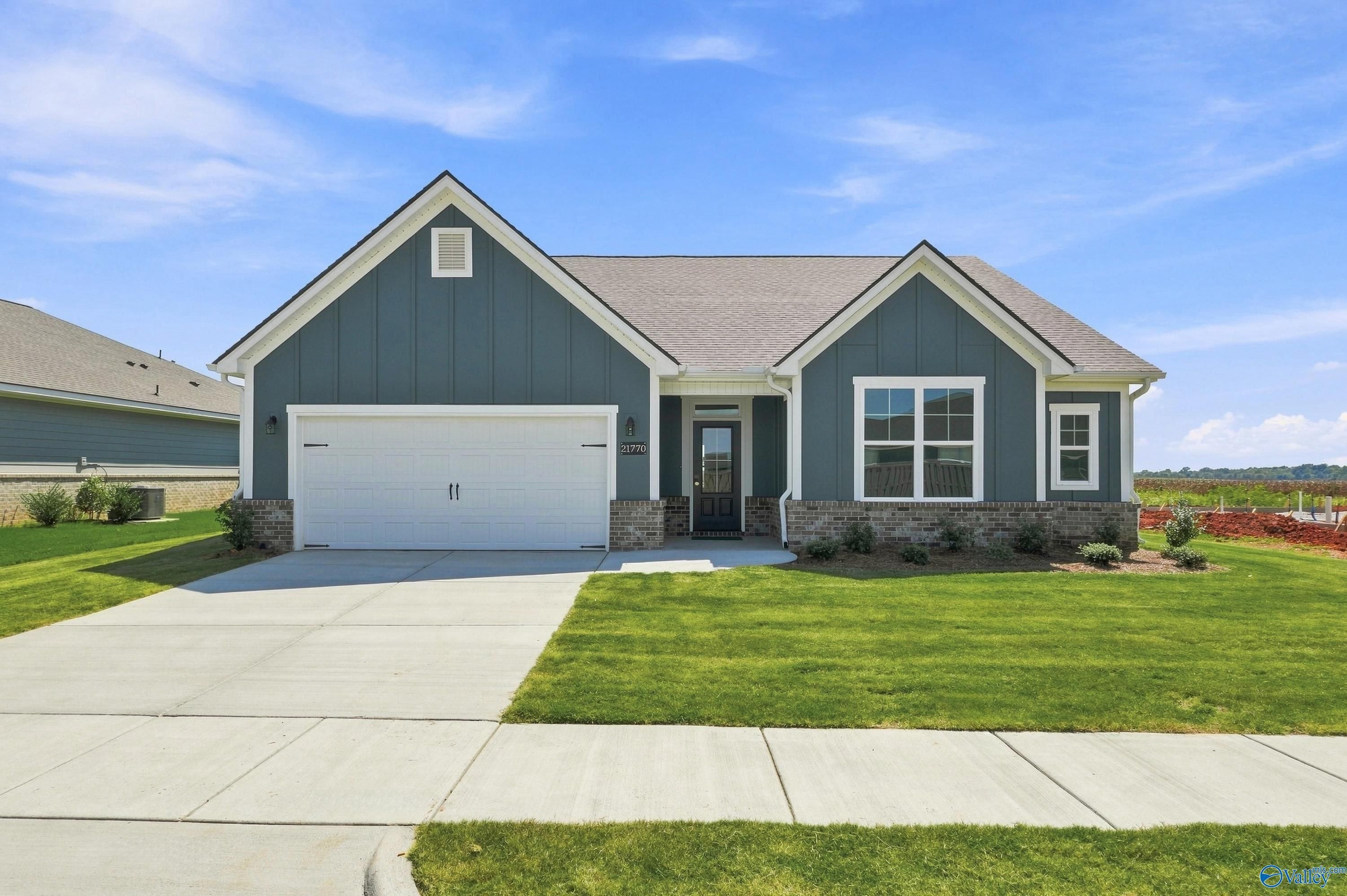 21770 Huntington Pike (The Montgomery D)