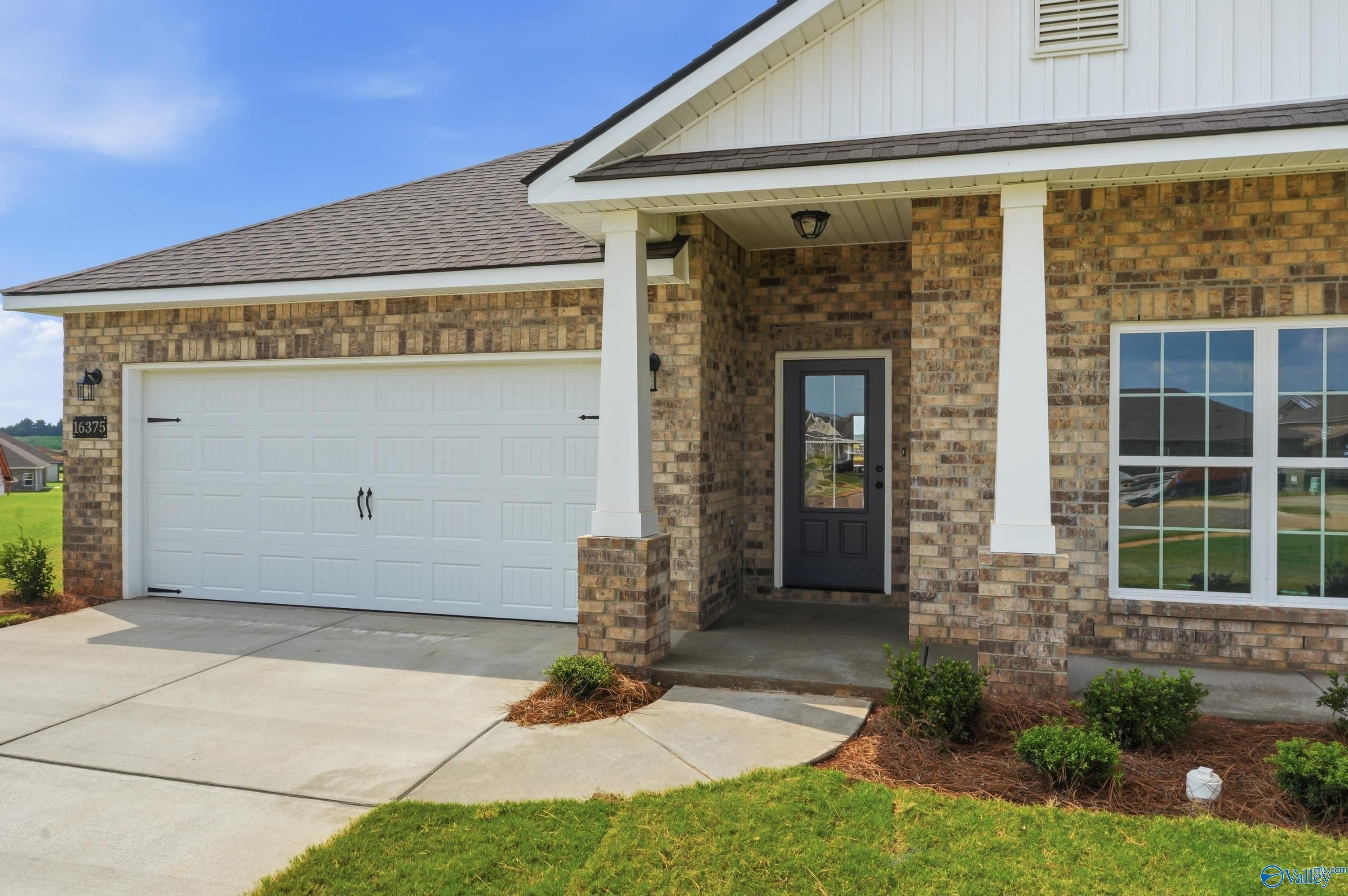 The Daphne C - Wood Trail: Toney, Alabama - Davidson Homes