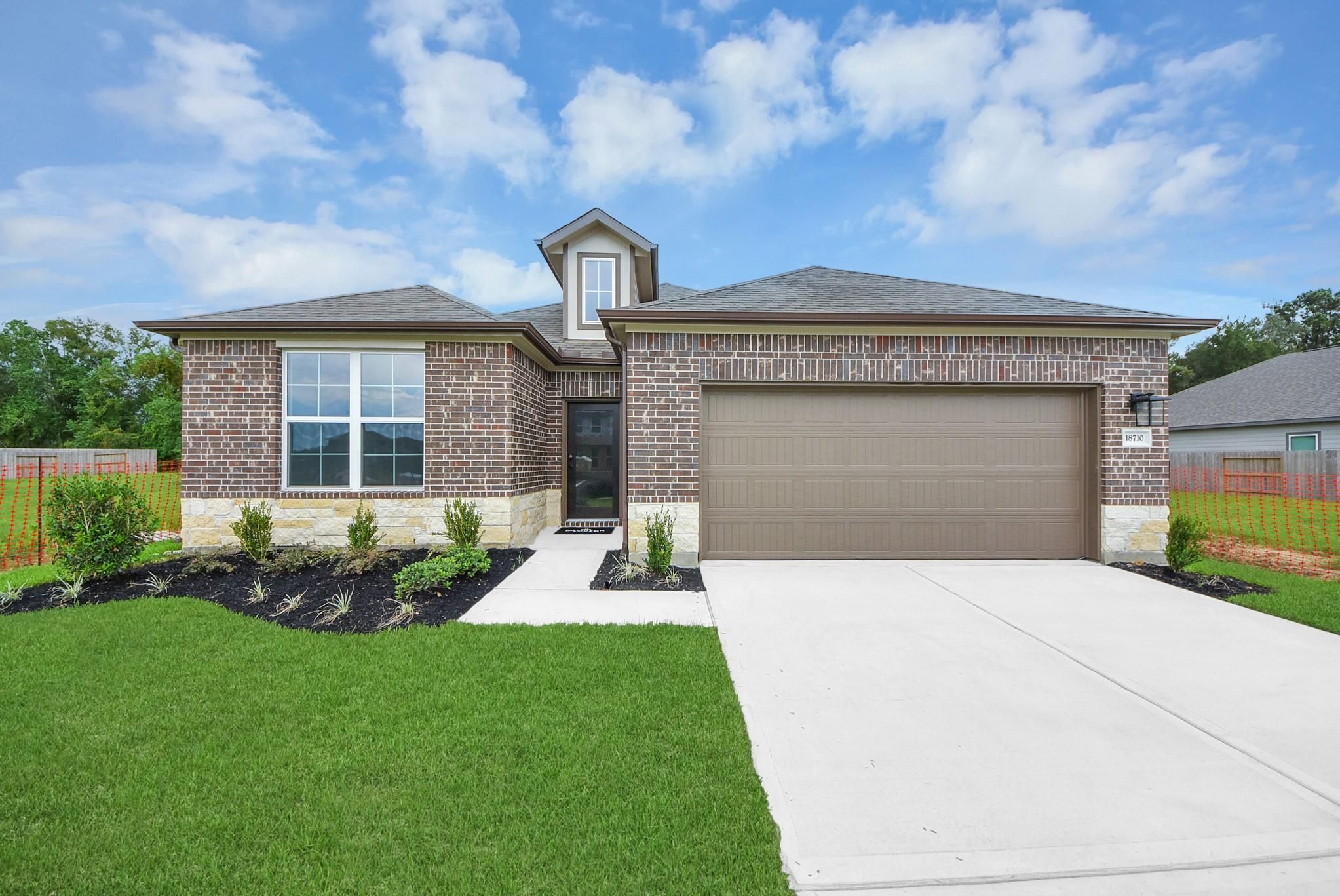 The Everett E - Sundance Cove: Crosby, Texas - Davidson Homes