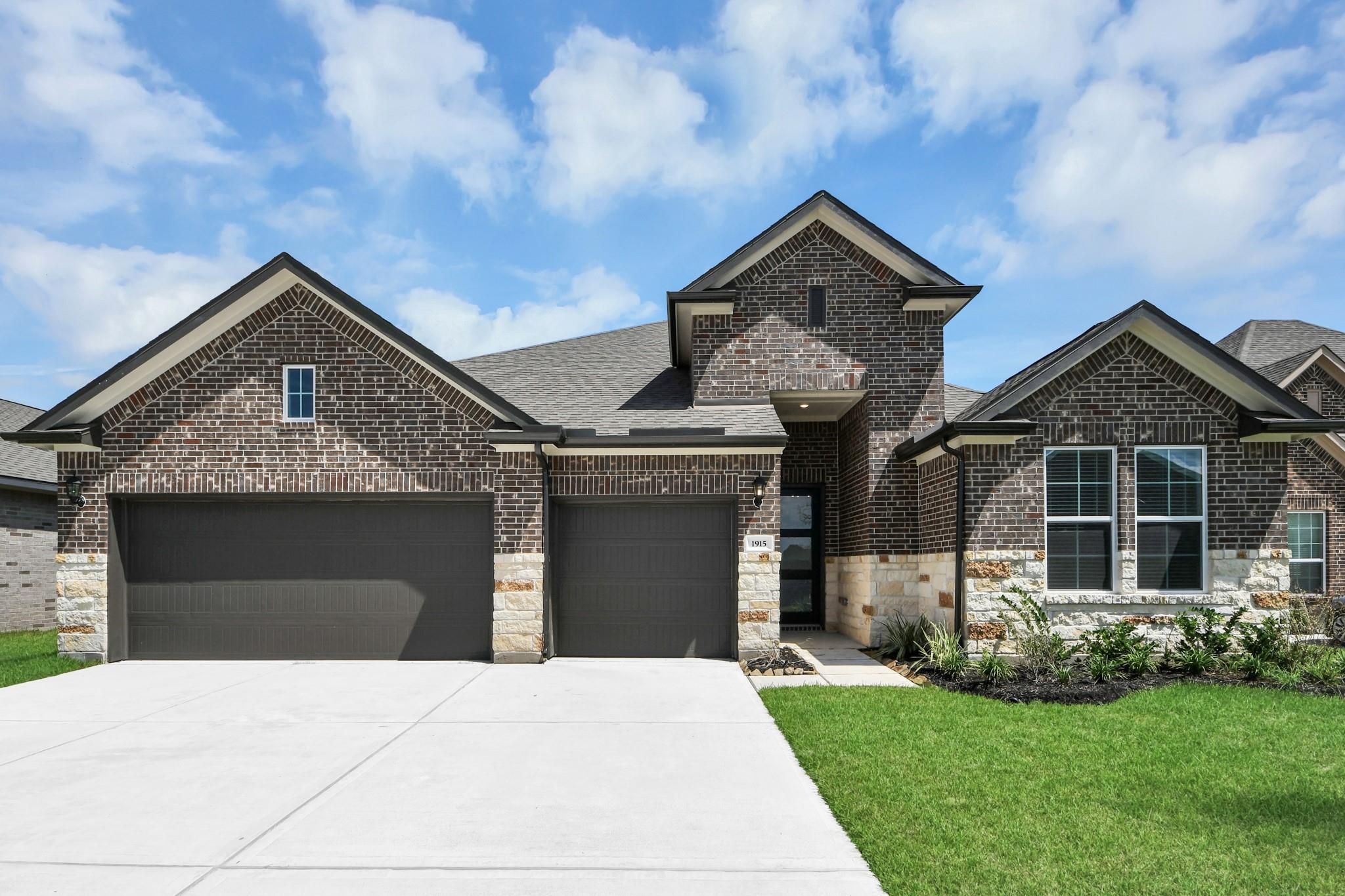 Sierra Vista - Rosharon, TX
