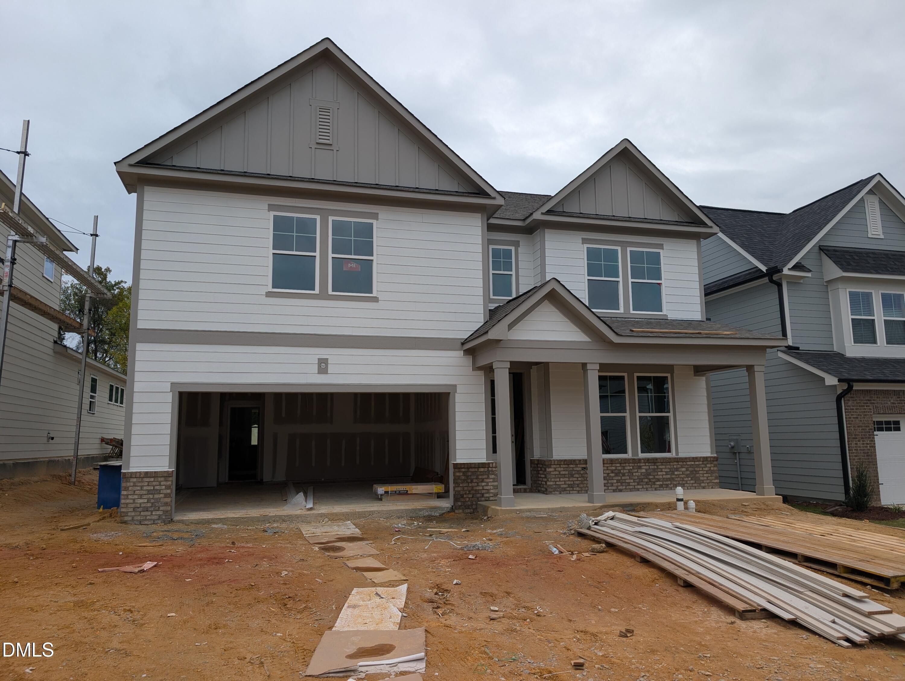 908 Diana Victoria Court (The Beech)