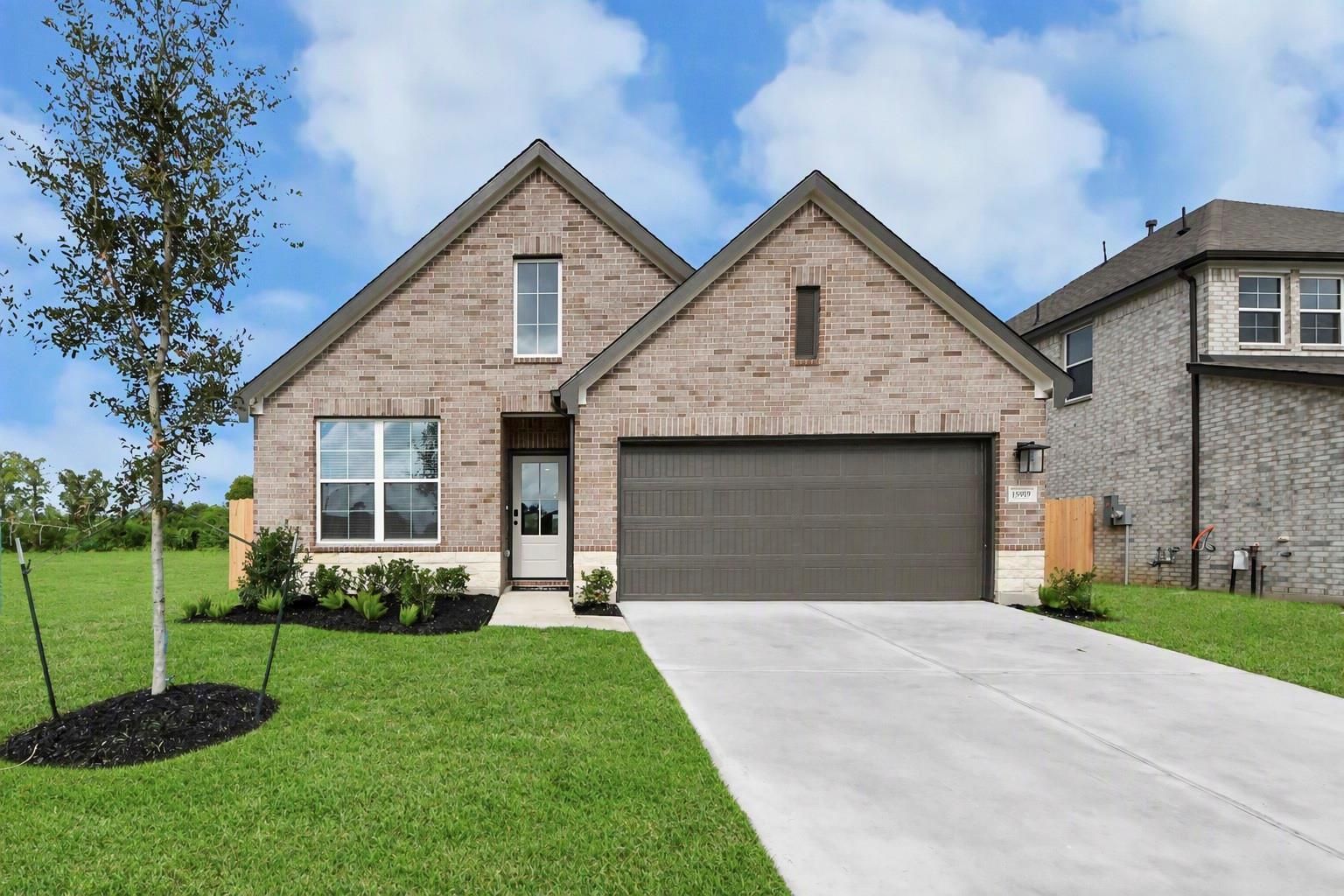 The Greenfield K - Enclave at Newport: Crosby, Texas - Davidson Homes