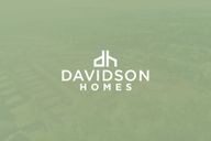 Forestville Yard por Davidson Homes LLC en Raleigh-Durham-Chapel Hill North Carolina