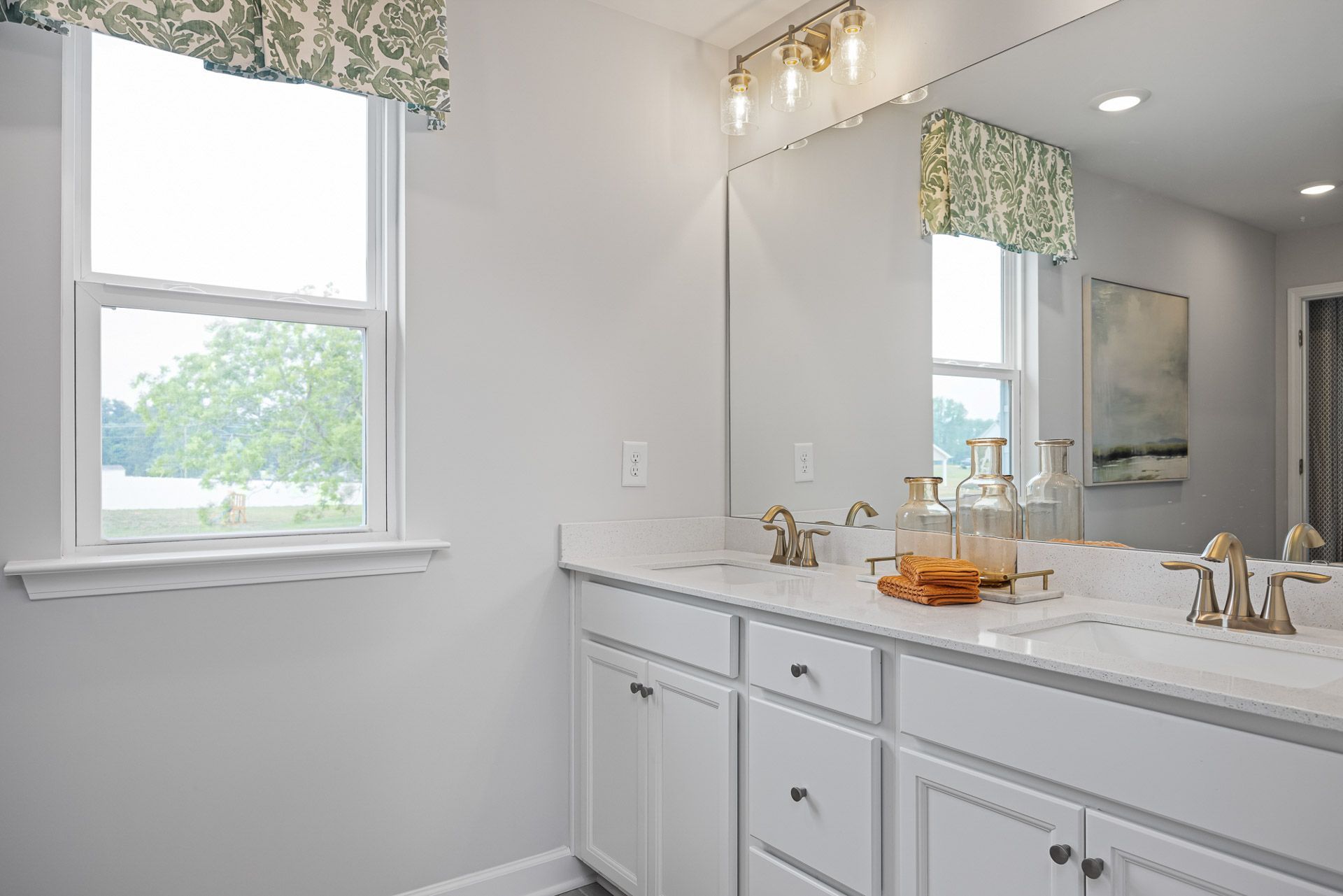 The Adalynn Primary Suite