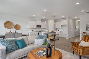 3846 Well Fleet Drive (The Warren Interior)