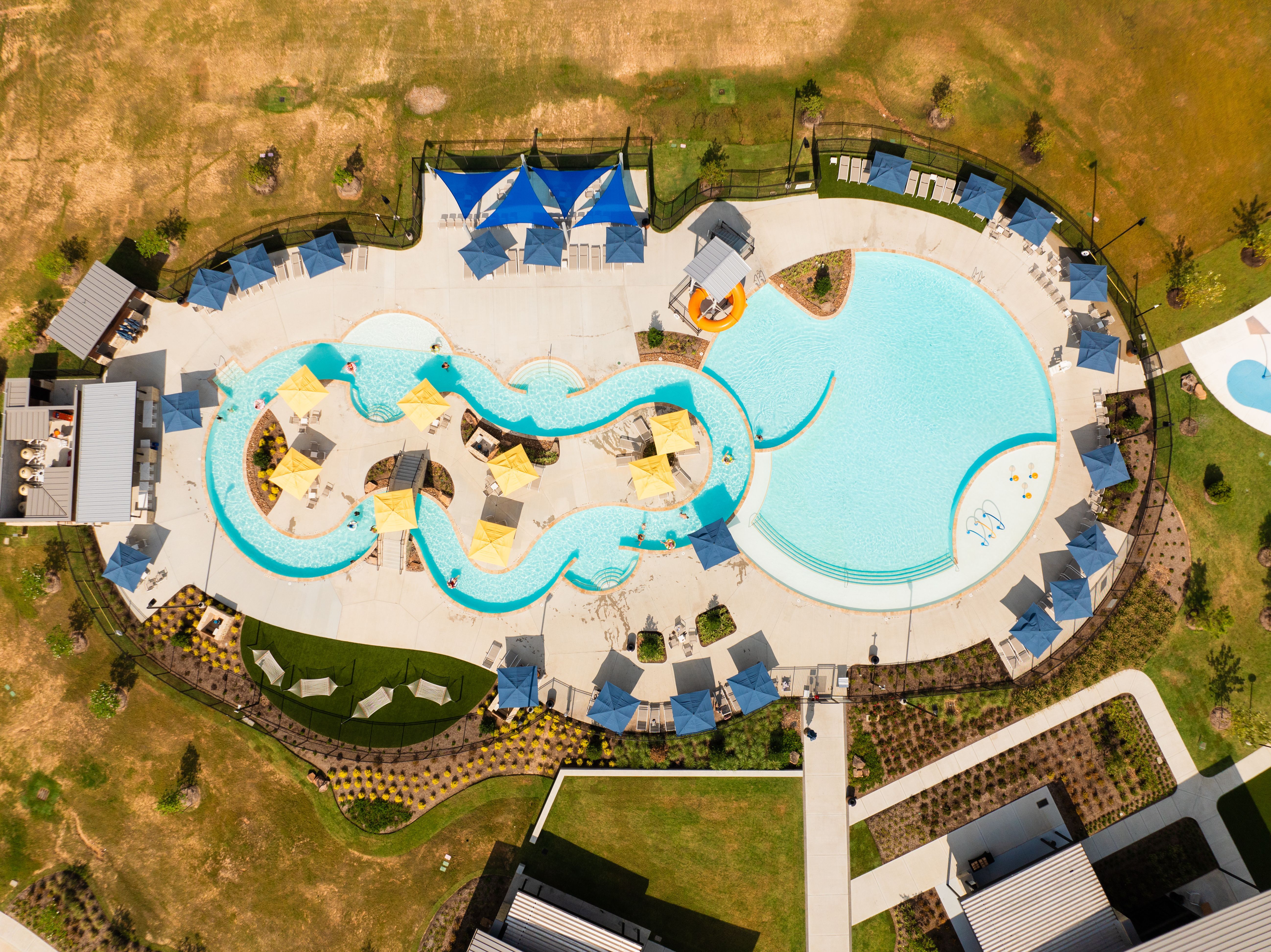 The Retreat Amenity Village - Lazy River & Pool