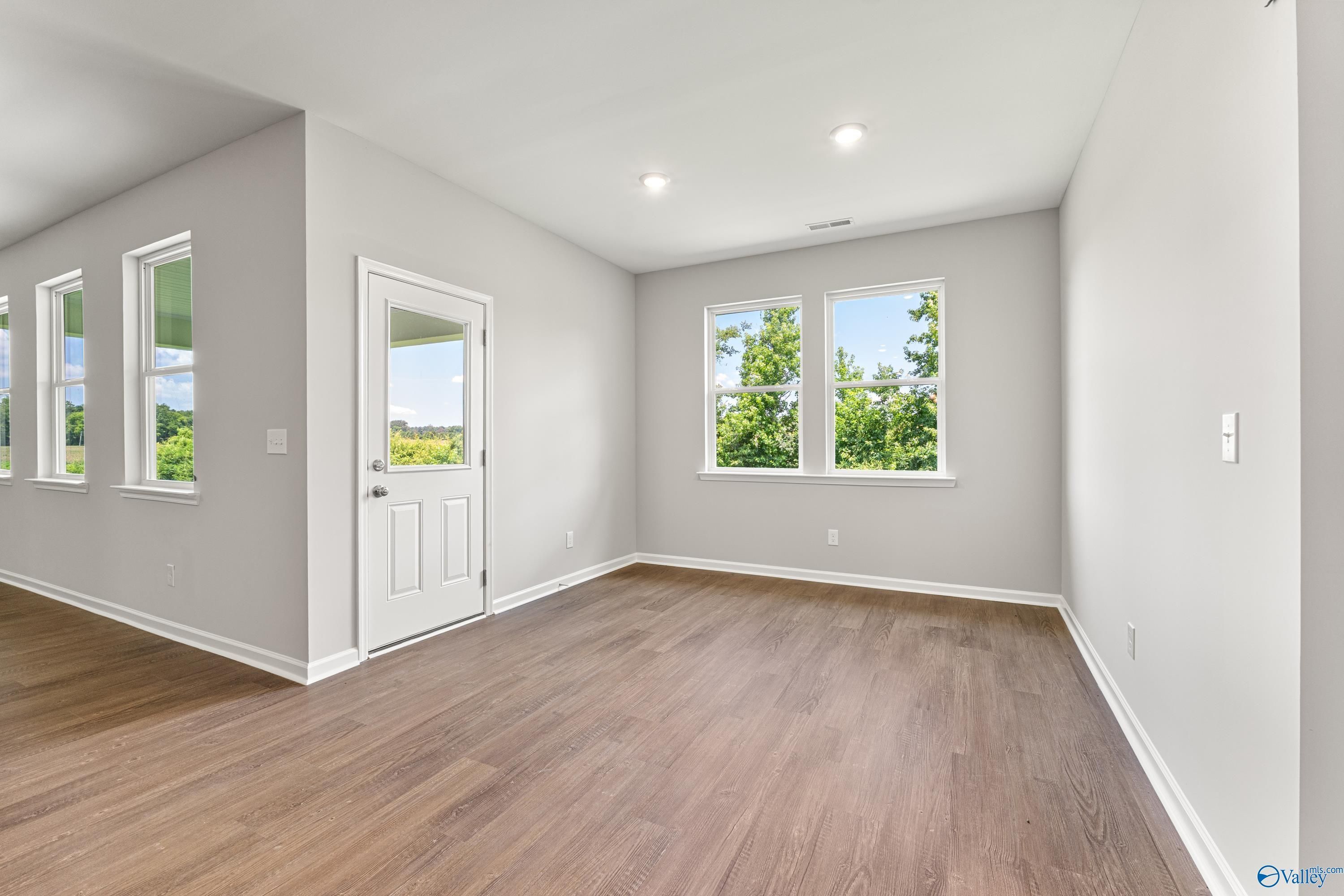 207 Applewood Court (The Sanctuary)