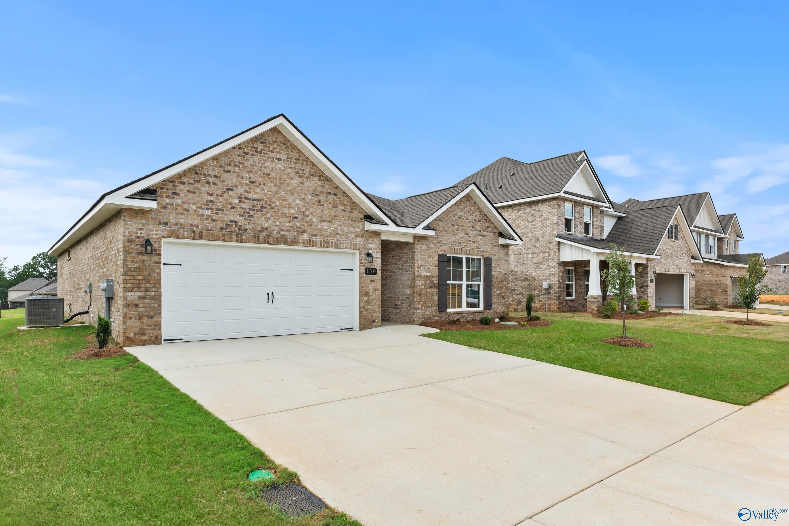 The Asheville C - Creek Grove: New Market, Alabama - Davidson Homes